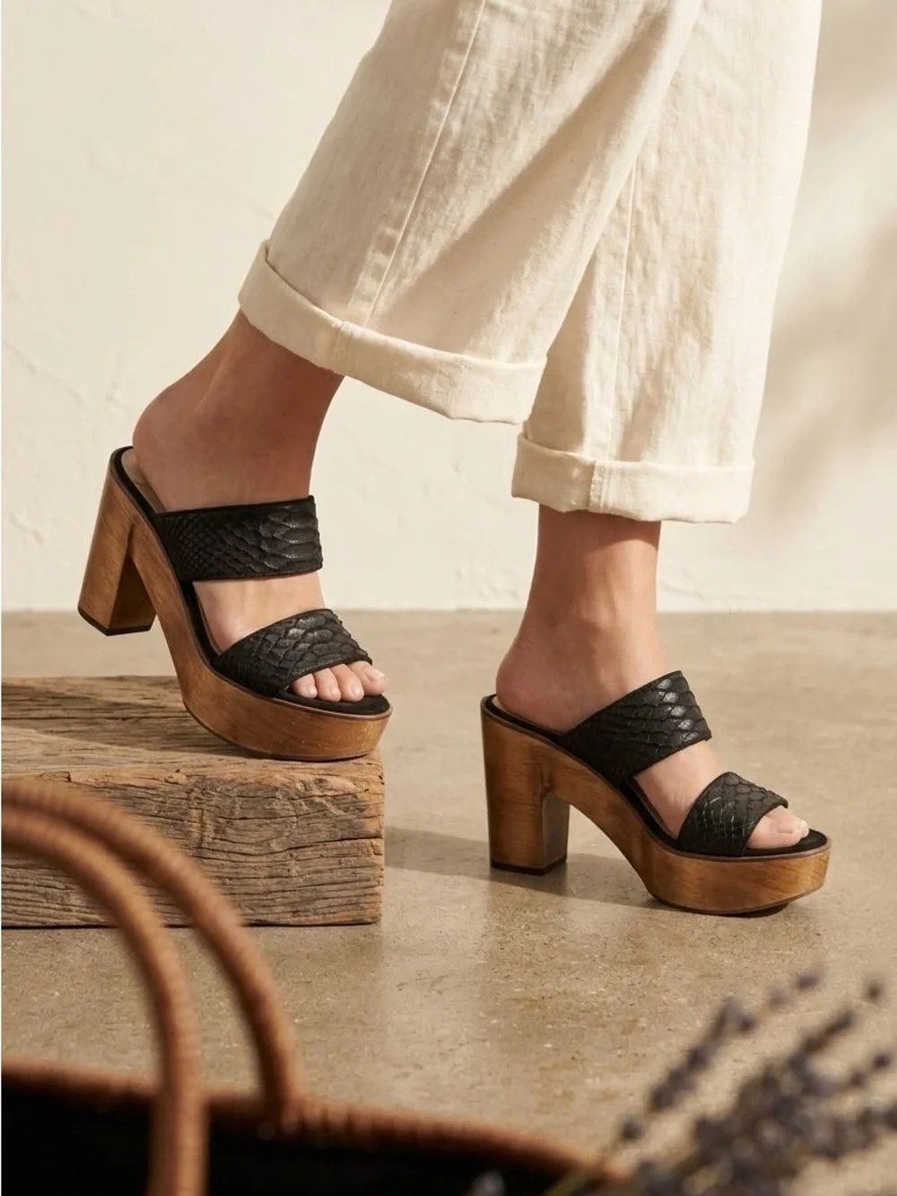 10 Crosby Derek Lam Black Woven Leather Boho Platform Mules Size 7